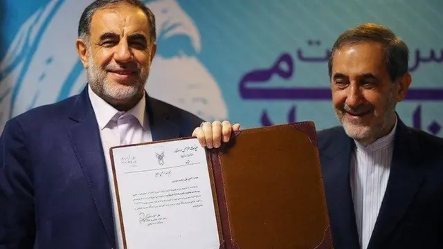 علی‌اکبر ولایتی در کنار علی محمدنوریان که به تازگی به عنوان سرپرست دانشگاه آزاد منصوب شده است