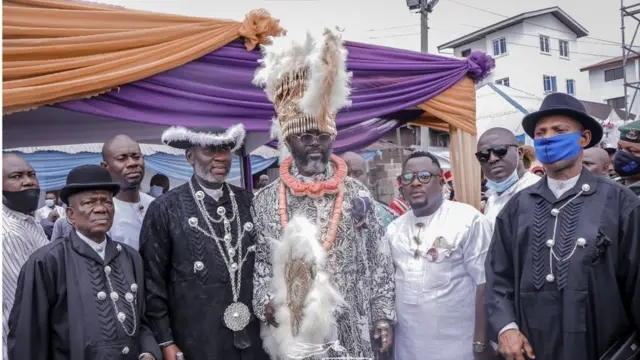 "O B Lulu Briggs burial"