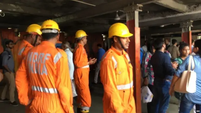 एलफिन्स्टन रेल्वेस्टेशन पादचारी पूल