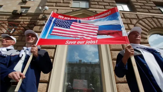 Пикет у здания посольства США в Москве