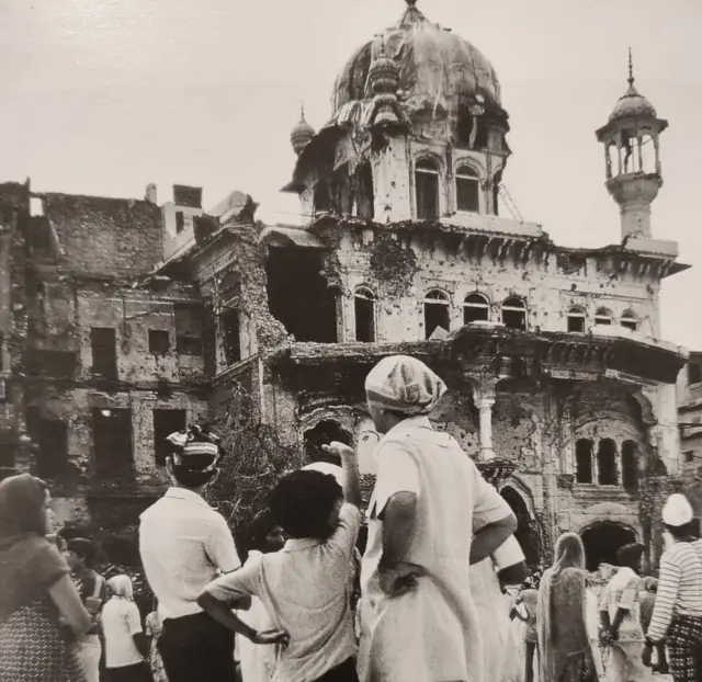 क्षतिग्रस्त अकाल तख्त