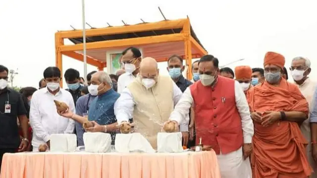 અમિત શાહ ગુજરાતની મુલાકાતે આવ્યા તેની તસવીર