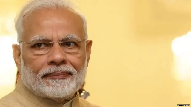 नरेंद्र मोदी