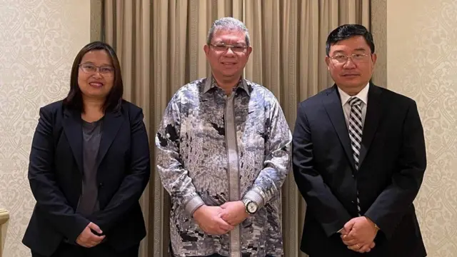 မလေးရှားနိုင်ငံခြားရေးဝန်ကြီးနဲ့လည်း လူသိရှင်ကြား တွေ့ဖို့ လမ်းပွင့်ခဲ့