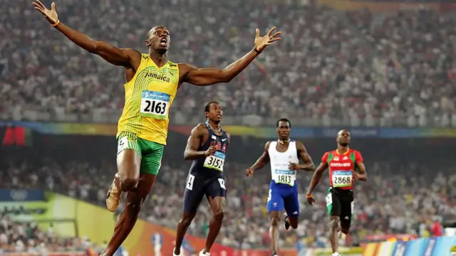 2008 ஆம் ஆண்டு பெய்ஜிங் ஒலிம்பிக்கில் நடைபெற்ற 200 மீட்டர் ஓட்டப்போட்டியில்19.30 வினாடிகள் பதிவில் வரலாறு படைத்து தங்க வென்றதன் உணர்வுப்பூர்வ வெளிப்பாடு