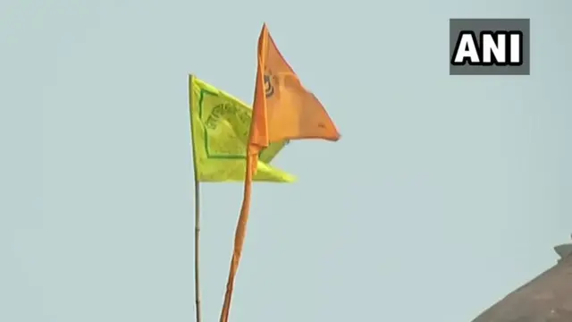 લાલ કિલ્લા પર ઝંડા