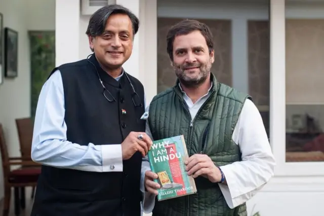 રાહુલ ગાંધી સાથે શશિ થરુર