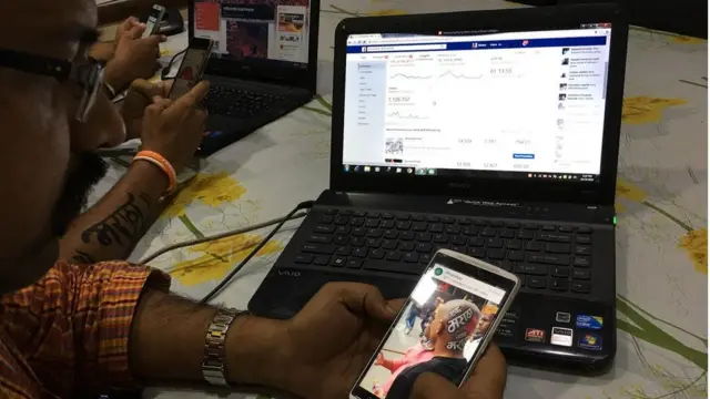 सोशल मीडिया पर मराठा आंदोलन