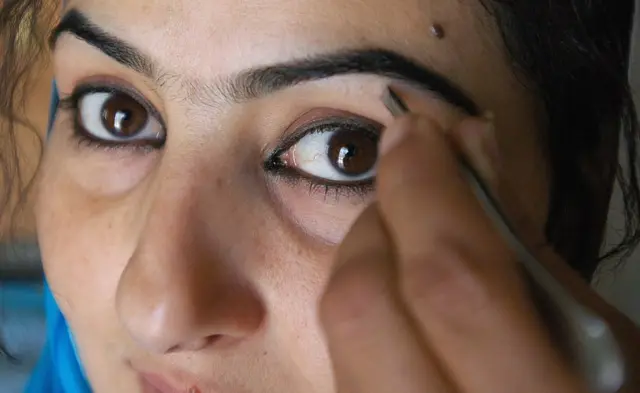 అఫ్గాన్ మహిళ