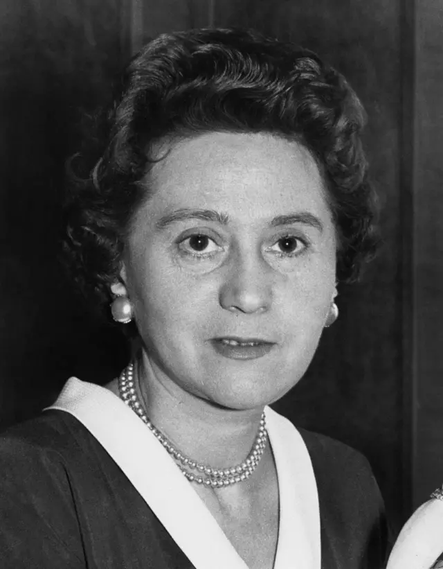 Одетта Хэллоус