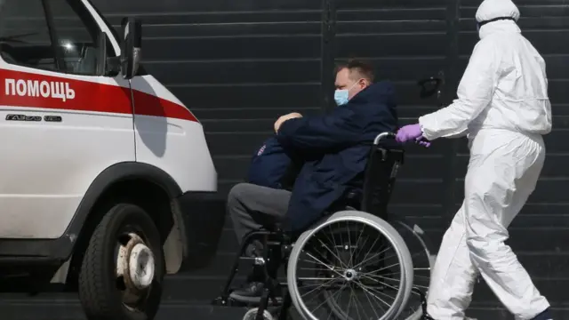 Медик скорой помощи