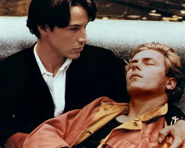 Šarmantna nežnost u vezi između Skota i narkoleptičnog Majka