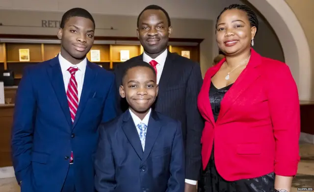 خانواده آدوومی پس از فرار از آزارهای بوکوحرام در نیجریه، چند ماه اول زندگی در آمریکا را در یک سرپناه بیخانمانها گذراندند