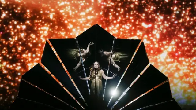 Британка Люси Джонс