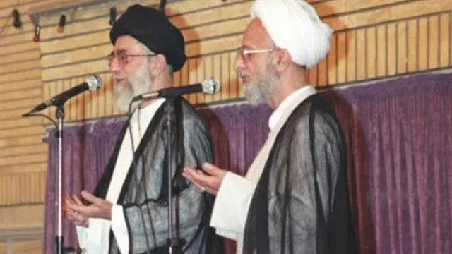 مصباح یزدی و علی خامنه‌ای