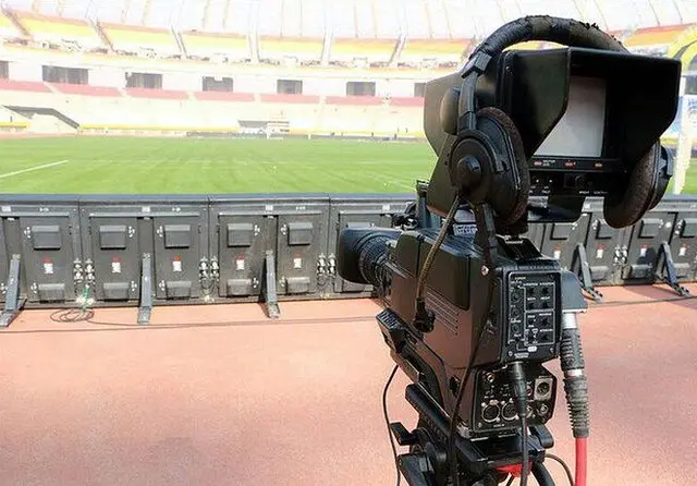 دوربین صدا و سیما