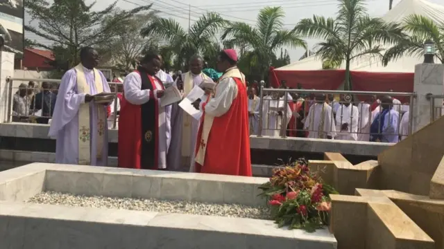 Ekpere n'ili Ekwueme