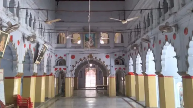 झाशीच्या राणी लक्ष्मीबाई कशा दिसायच्या? भारतीय आणि परदेशी लेखकांनी केलेलं वर्णन. गणेश मंदिर, झाशी