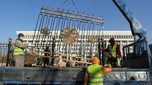 Здание парламента Кыргызстана