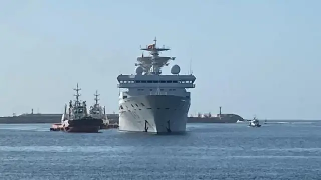 சீனாவின் யுவான் வாங்-5, இந்தியாவின் துருவ்