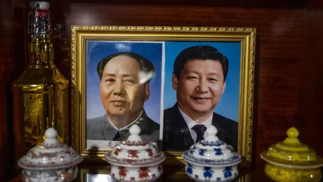 毛泽东和习近平的照片