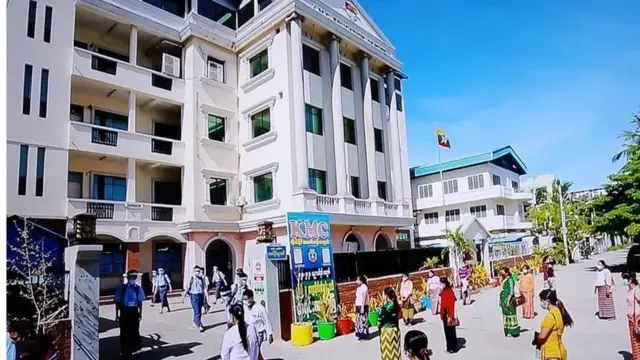 ဘော်ဒါဆောင်တွေ ဘက်ကလည်းပြင်ဆင်ထားကြ