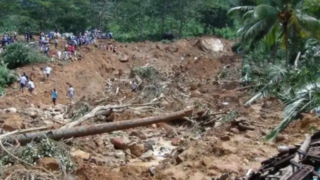 රත්නපුර නාය යාම්