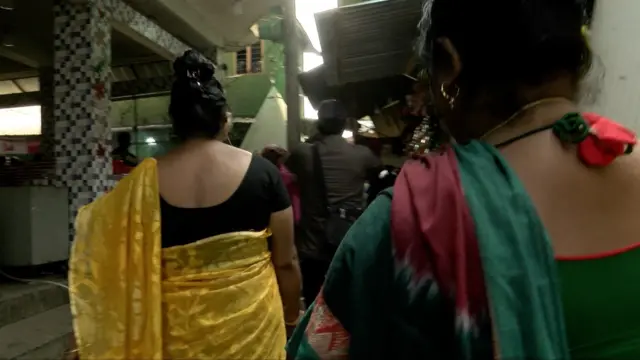 যৌনকর্মীরা নানাভাবে বঞ্চণার শিকার হন বাংলাদেশে।