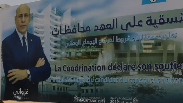 Une affiche de l'un des candidats