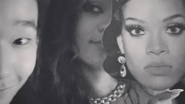 Tse, sosyal medya hesabından Rihanna ile çekilmiş fotoğrafını paylaşmıştı
