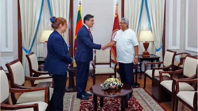 ජනාධිපති ගෝඨාභය රාජපක්ෂ හා ස්විට්සර්ලන්ත තානාපති හාන්ස්පීටර් මොක්