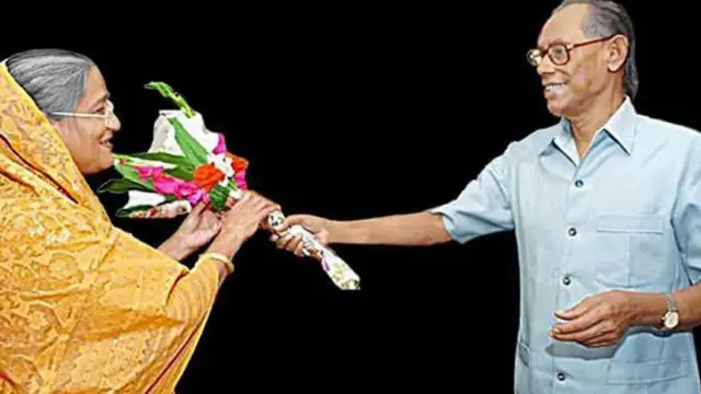 শেখ হাসিনার ৬০ তম জন্মদিনে ফুলেল শুভেচ্ছা জানান ওয়াজেদ মিয়া