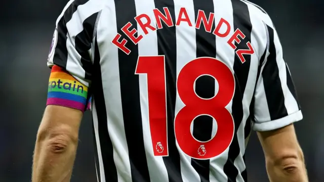 هفته رنگین کمان در لیگ برتر فوتبال انگلیس