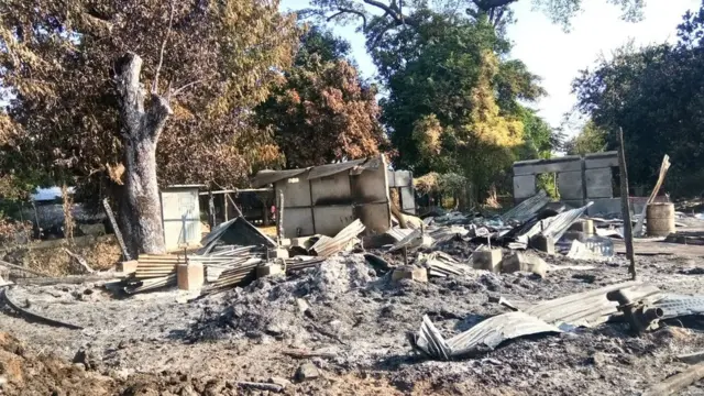 ရေဦးမြို့နယ် ရေမြက်ကျေးရွာအုပ်စု ရေမြက်ရွာ တိုက်ခိုက်ခံရပြီးနောက် တွေ့မြင်ရစဥ်