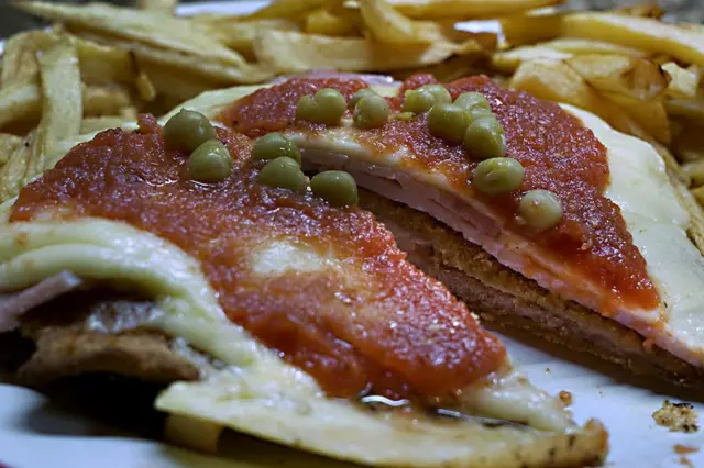 Milanesa napolitana