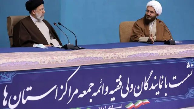 نشست رئیس‌جمهور با نمایندگان ولی فقیه