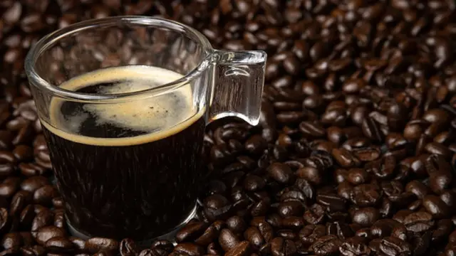 Mmiri 'tea' kọfị