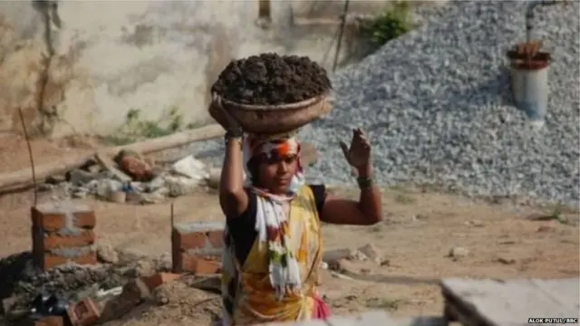 निर्माण कार्य