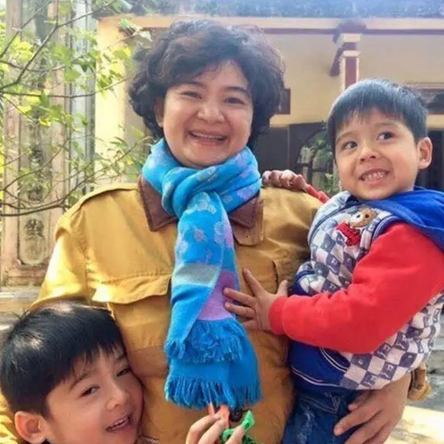 Bà Trần Thuý Nga, nhà hoạt động nhân quyền
