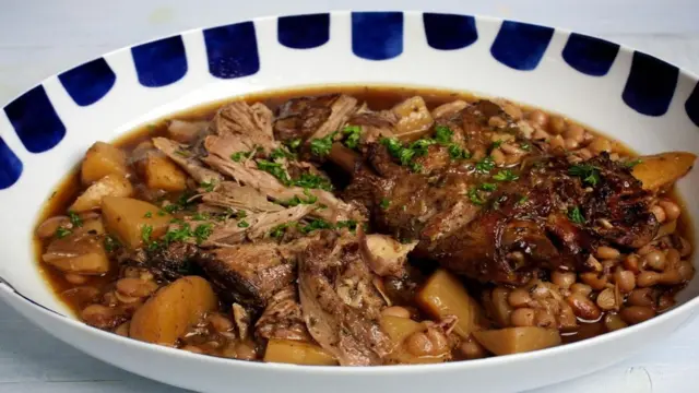 М'ясо з бобами