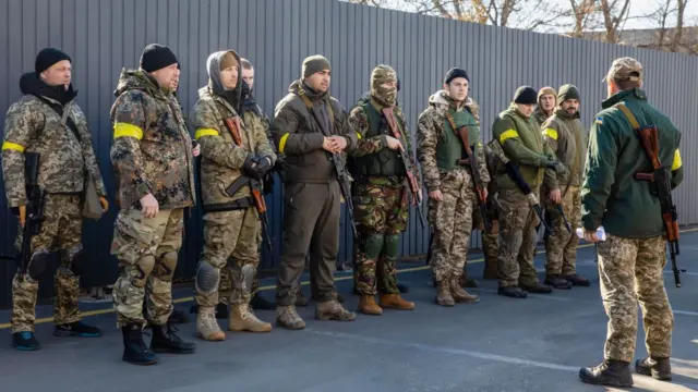 добровольці