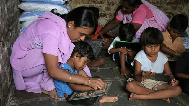 આંગણવાડી વર્કર