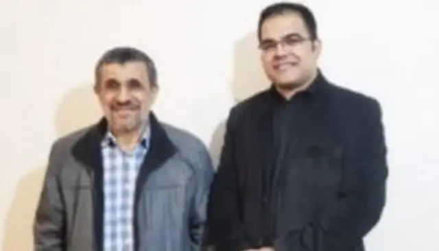مسعود مولوي مع الرئيس الإيراني السابق محمود أحمدي نجات