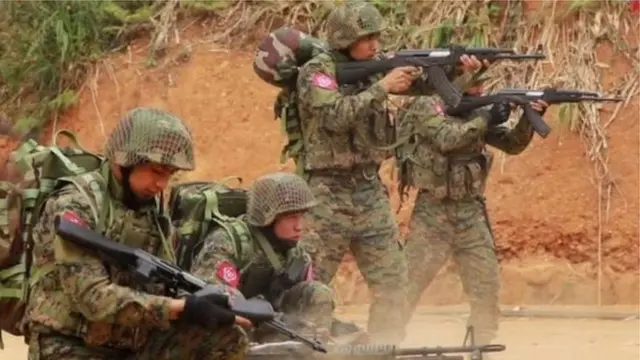 အခု အဖမ်းအဆီးနဲ့ ပတ်သက်ပြီး မြန်မာနိုင်ရဲတပ်ဖွဲ့ ကို ဆက်သွယ်ပေမယ့် အဆက်အသွယ်မရရ။ တပ်မတော် သတင်းမှန်ပြန်ကြားရေး အဖွဲ့ အတွင်းရေးမှူး ဗိုလ်မှူးချုပ် ဇော်မင်းထွန်းကလည်း ဒီကိစ္စ ပြည်ထဲရေးကသာ ကိုင်တဲ့ အမှုတွေ ဖြစ်တယ်လို့ပြောပါတယ်။