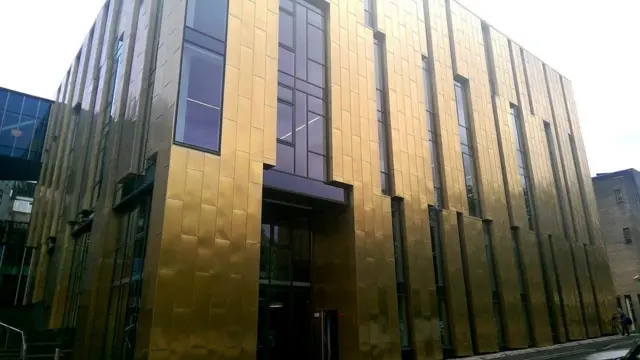 مركز أبحاث الفيروسات التابع للمجلس الطبي للأبحاث في جامعة جلاسكو