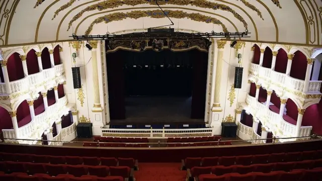 પ્રતીકાત્મક તસવીર