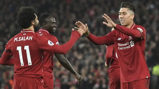 سادیو مانه، روبرتو فرمینو و محمد صلاح در ۱۴ بازی آخر تیم در لیگ برتر و لیگ قهرمانان اروپا در ترکیب اصلی بوده‎اند