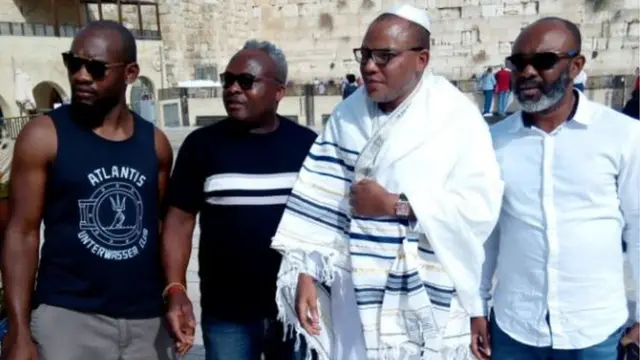 Nnamdi Kanu na ndị mmadụ