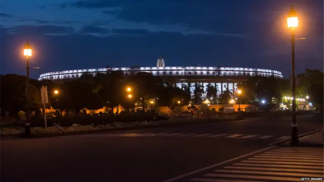 संसद भवन