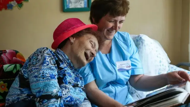 تقنيات تكنولوجيا متطورة يمكن أن "تغير الشيخوخة"